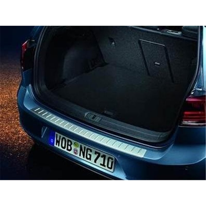 Protection bord de coffre look acier Golf 7 - Accessoires Volkswagen