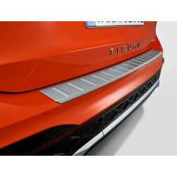 Protection de seuil de coffre en plastique effet inox Tiguan NF (2024)