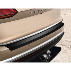 Protection de seuil de coffre plastique noir Touareg D2