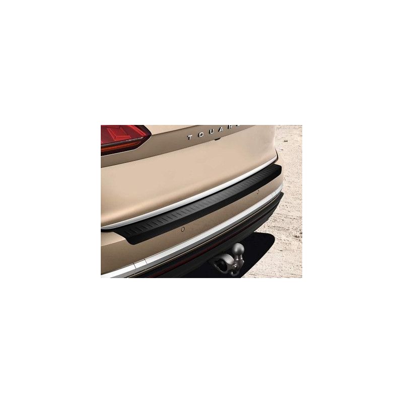 Protection de seuil de coffre plastique noir Touareg D2