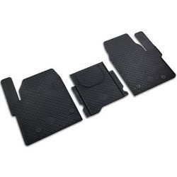 Tapis caoutchouc avant (3 pièces) T7