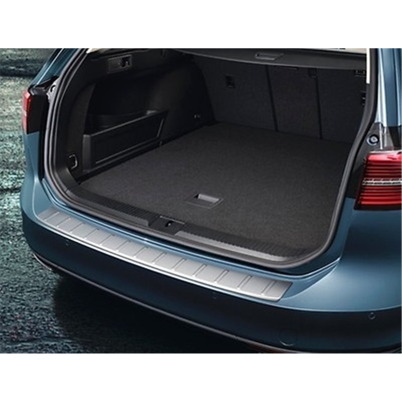 seuil de coffre couleur alu passat variant 2017
